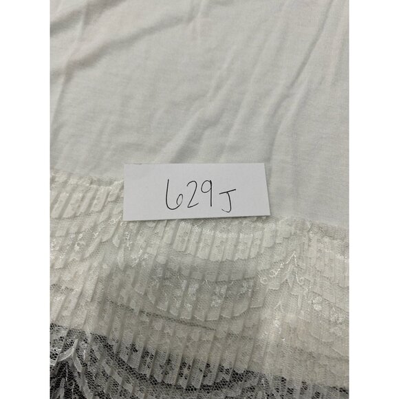 LOGO Layers by Lori Goldstein Tank Top White Sz Large Sleeveless Lace Hem Casual - Picture 8 of 9